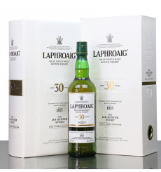 Laphroaig 30 Years Old - The Ian Hunter Story (Book 1 Unique Character)