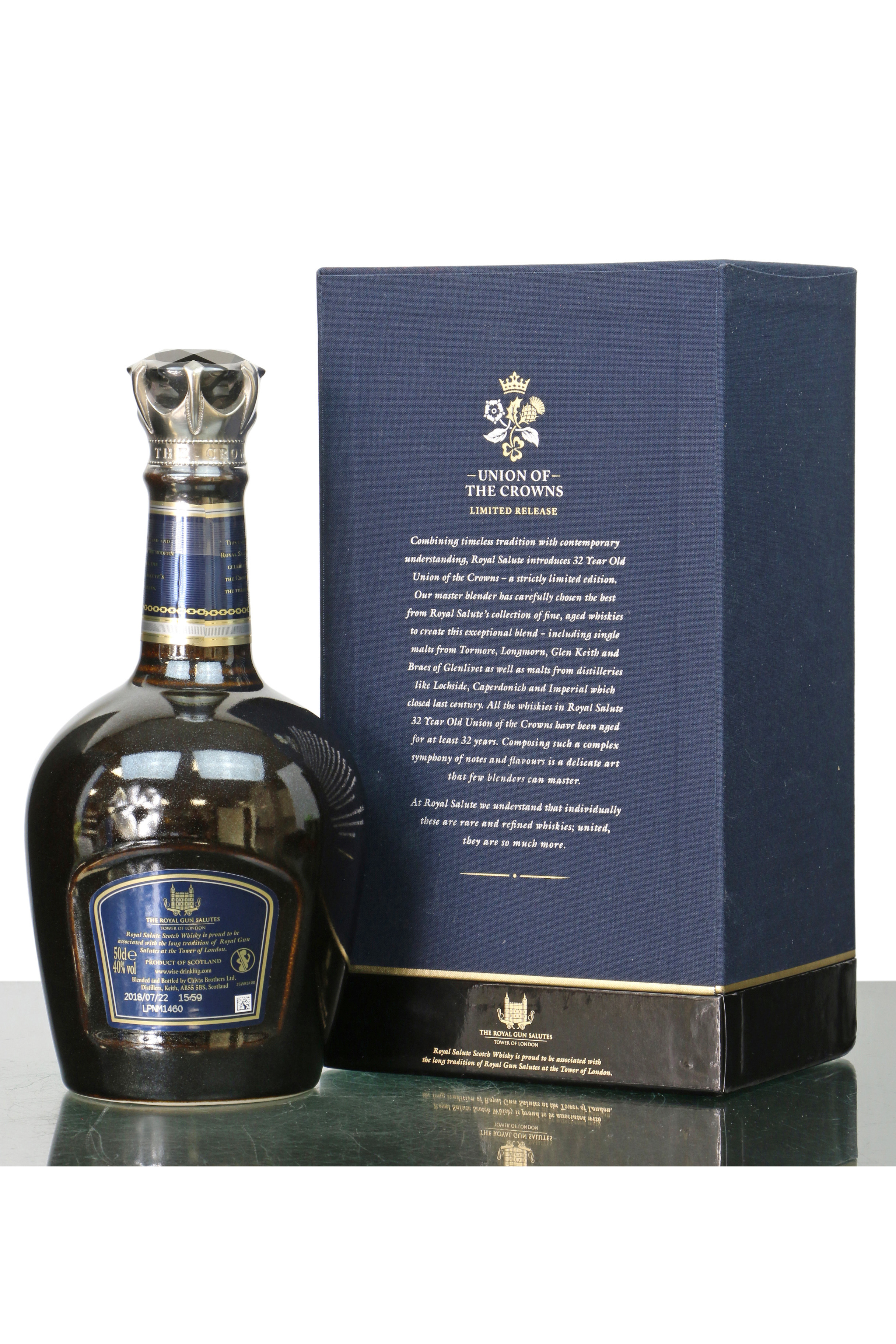 Chivas Royal Salute 32 Years Old - Union of Crowns (50cl) - Just